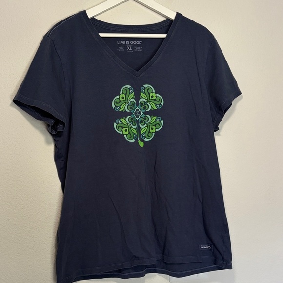 Life Is Good Tops - Life Is Good Women's Navy and Green Four Leaf Clover V-Neck Tee large